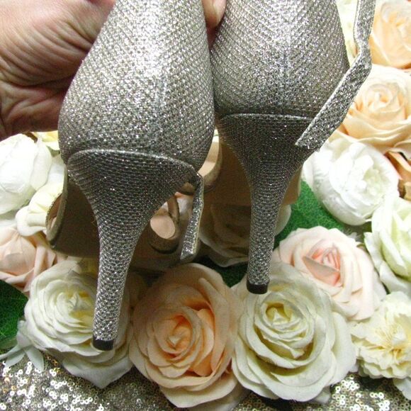 NIB Nina metallic heels 6 - Picture 7 of 11
